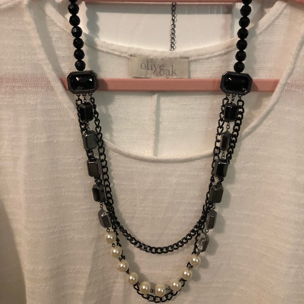 Multi-layer black crystal necklace and bracelet